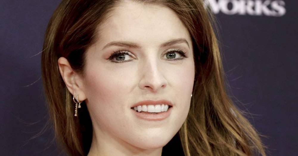 Anna Kendrick on respecting boundaries when dating and the ‘guy you don’t want to be with’ - www.msn.com