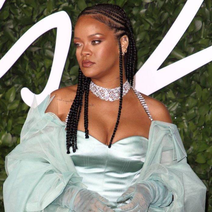 Rihanna celebrates 15th anniversary of debut single Pon de Replay - www.peoplemagazine.co.za