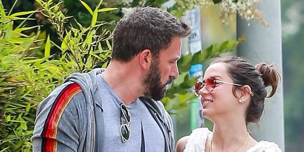 Ben Affleck & Ana de Armas Take a Stroll With Their Dogs Over Memorial Day Weekend - www.justjared.com - Los Angeles