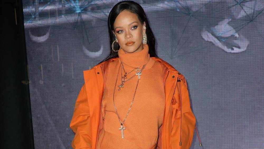Rihanna Celebrates 15 Years Since Release of Her Debut Single 'Pon de Replay' - www.etonline.com