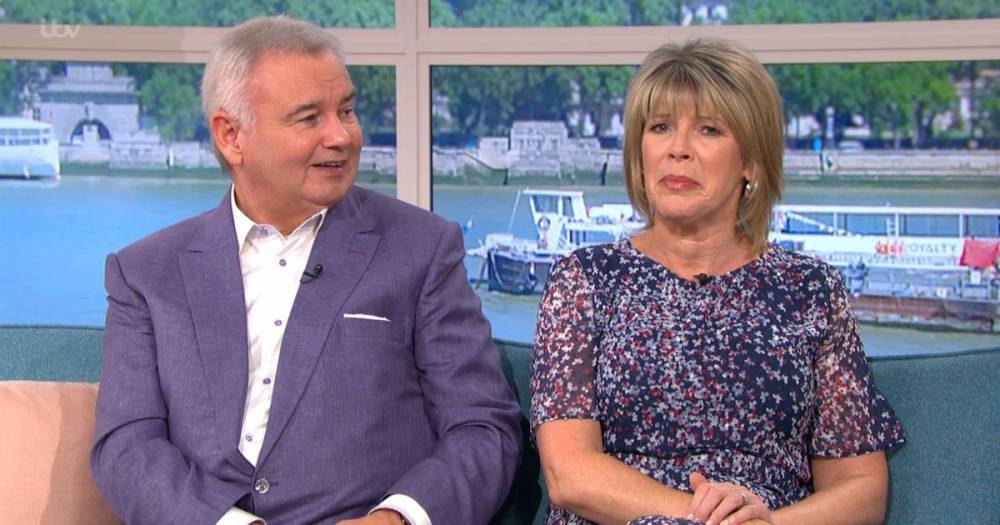 This Morning viewers completely divided as Eamonn Holmes reveals unusual way he cooks bacon - www.manchestereveningnews.co.uk