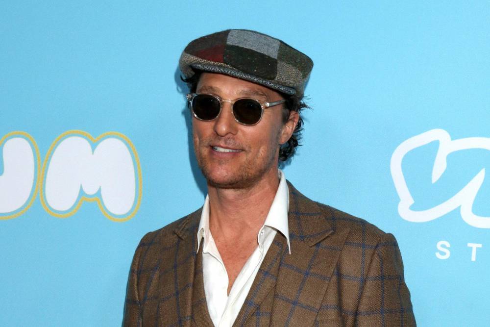 Matthew McConaughey and wife Camila deliver 110,000 masks to rural Texas hospitals - www.hollywood.com - Texas