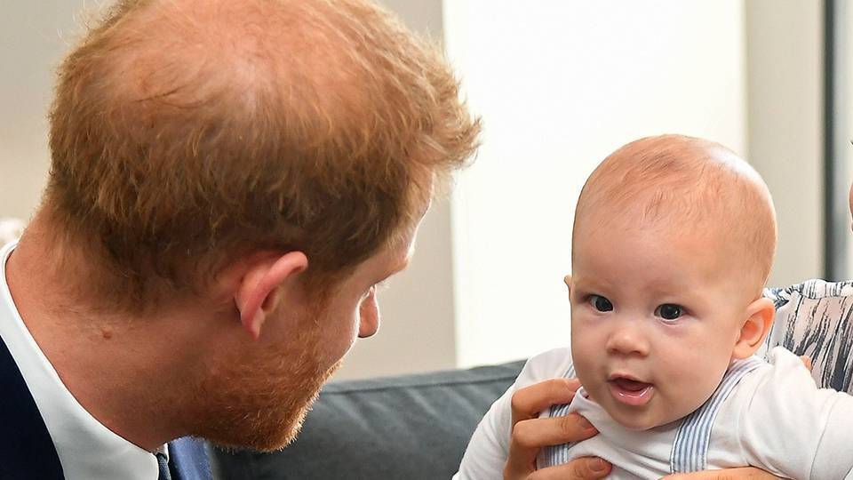 Queen Elizabeth Made the Sweetest Comment About Prince Harry Baby Archie’s Red Hair - stylecaster.com