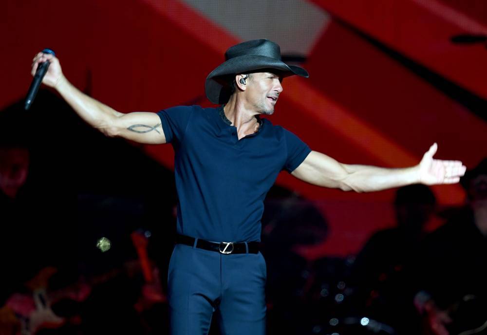 Tim McGraw Debuts Music Video For Timely New Single ‘I Called Mama’ - etcanada.com
