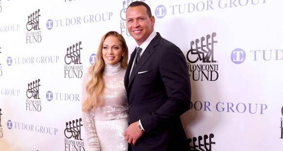 Jennifer Lopez feels heartbroken over postponing her marriage with Alex Rodriguez indefinitely due to COVID 19 - www.pinkvilla.com - Italy