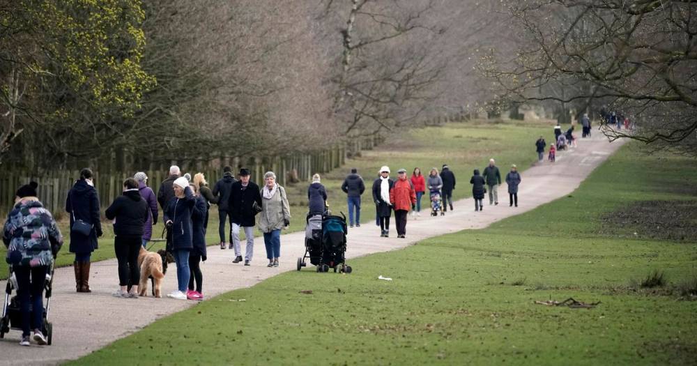 Dunham Massey visitors causing issues for locals by parking 'inappropriately' - www.manchestereveningnews.co.uk