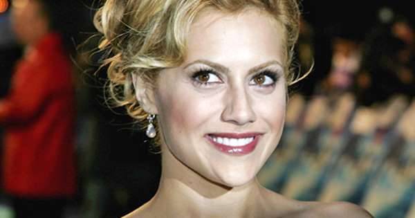 Brittany Murphy’s sudden death at 32 still ‘puzzles' forensic pathologist - www.msn.com