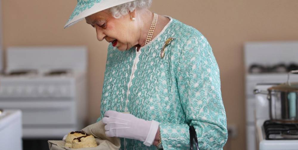 Queen Elizabeth's Pastry Chefs Share a Royal-Approved Scone Recipe - www.marieclaire.com