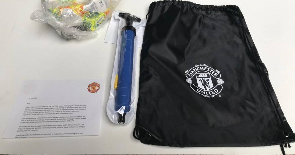 Manchester United make brilliant gesture to academy youngsters - www.manchestereveningnews.co.uk - Manchester - city Bryan