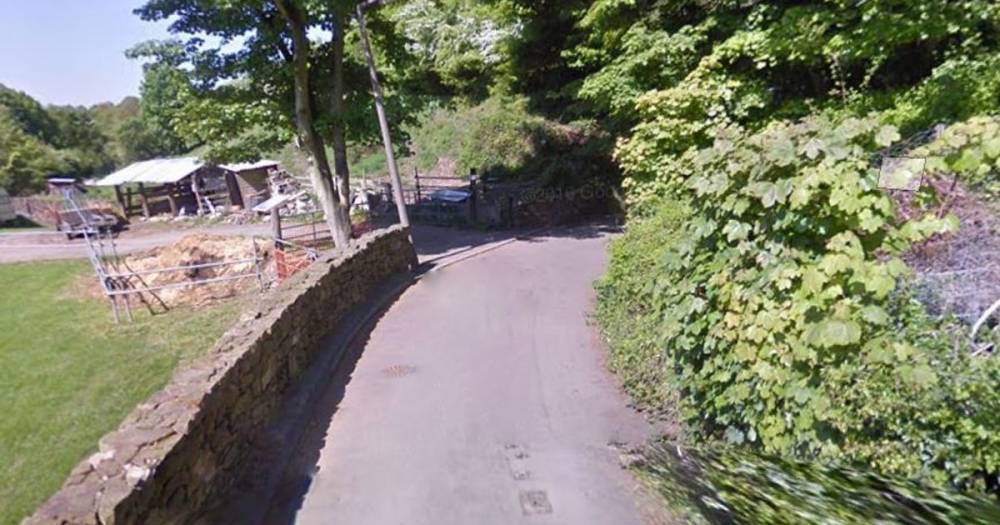 Police hunt man who exposed himself to woman in rural Stockport - www.manchestereveningnews.co.uk - Manchester