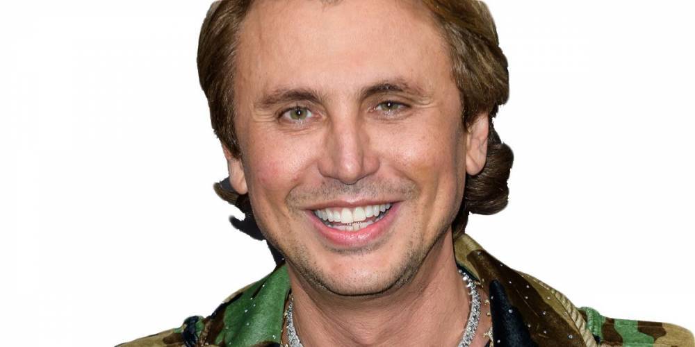 Foodgod, aka Jonathan Cheban, Crushed Up a Croissant in His Hand to Prove a Point During 'ETT' - www.cosmopolitan.com