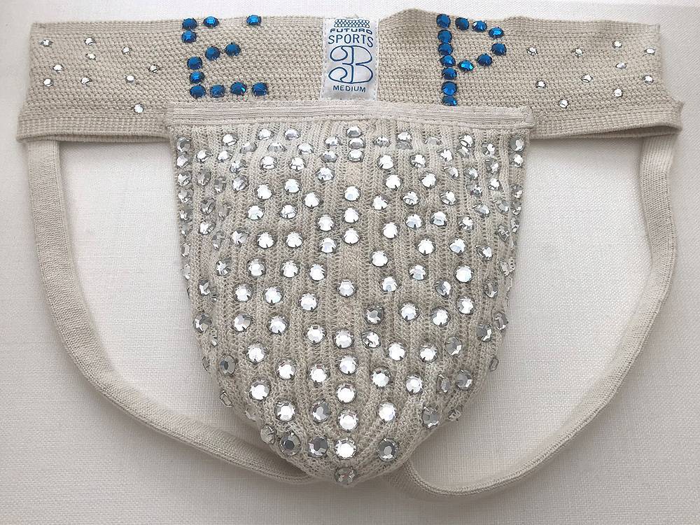 Want to get your hands on Elvis Presley's jockstrap? The King's rhinestone-studded undergarment up for auction - torontosun.com - Britain - city Memphis