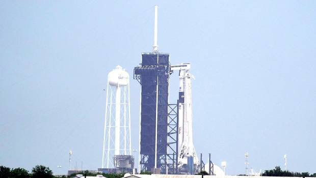 SpaceX Launch: Watch Historic Mission Take Off From Kennedy Space Center — Livestream - hollywoodlife.com - USA