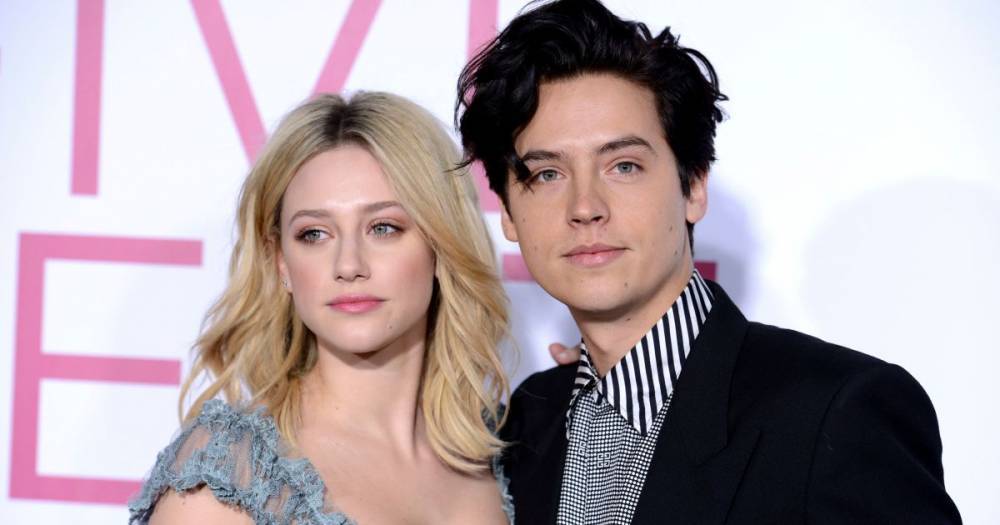 'Riverdale' stars Cole Sprouse and Lili Reinhart reportedly split - www.wonderwall.com
