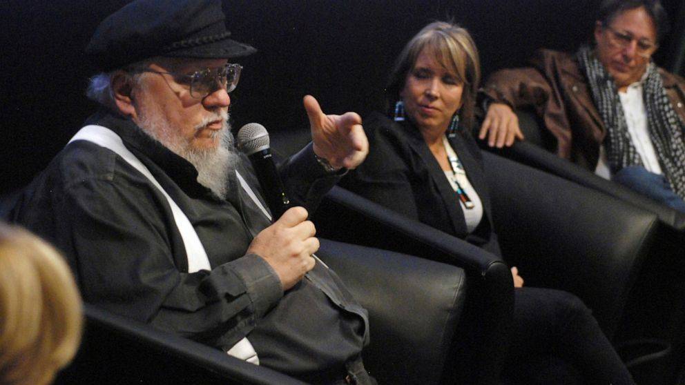 George R.R. Martin joins group to buy historic railway - abcnews.go.com - Mexico - George - state New Mexico - city Santa Fe