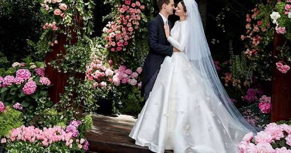 Miranda Kerr shares stunning wedding photos on anniversary with Evan Spiegel - www.msn.com