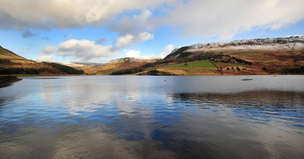 What Dovestone Reservoir is saying to visitors - the latest advice on car parking and travel - www.manchestereveningnews.co.uk - Manchester