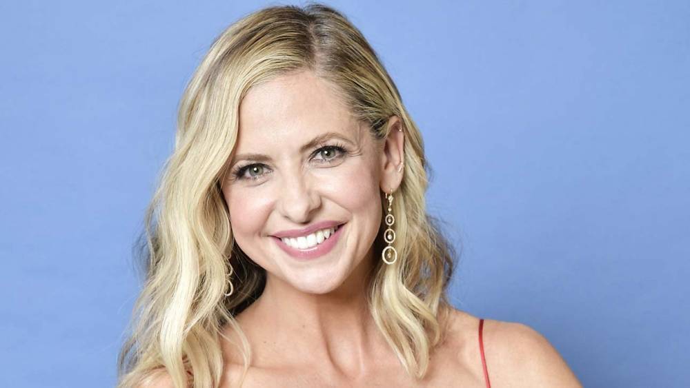 Sarah Michelle Gellar Shares Hilarious ‘Thirst Trap’ And It’s Not What You Think! - celebrityinsider.org