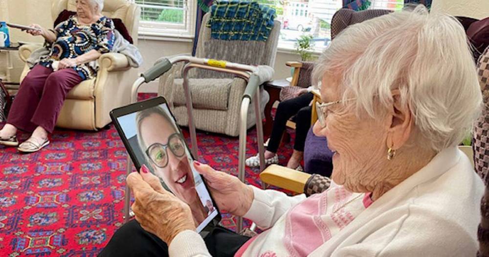 Every care home in Stockport gets new tablet computer so isolated residents can keep in touch with loved ones - www.manchestereveningnews.co.uk