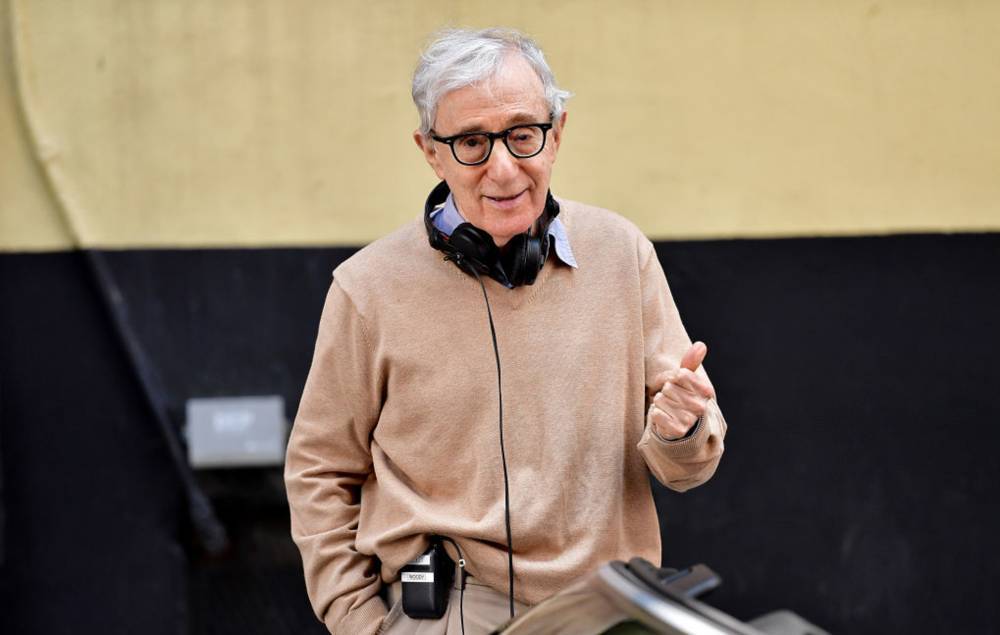 Woody Allen criticises “self-serving” actors who denounced him: “It’s fashionable, like everybody suddenly eating kale” - www.nme.com