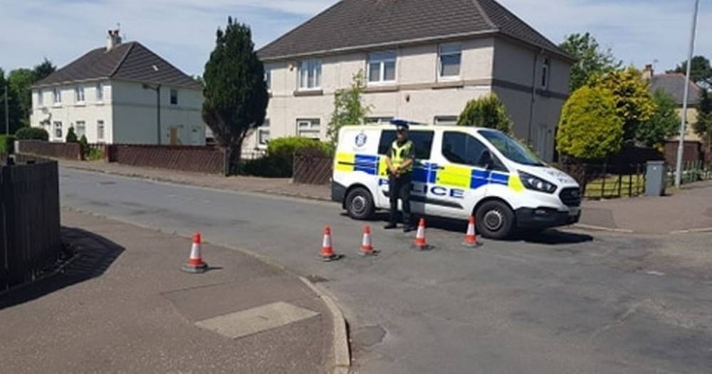 Ayrshire estate sealed off as police deal with ongoing incident - www.dailyrecord.co.uk - Scotland