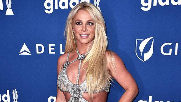 Britney Spears Rocks Tiny White Shorts A Crop Top While Showing Off Her Dance Moves — Watch - hollywoodlife.com