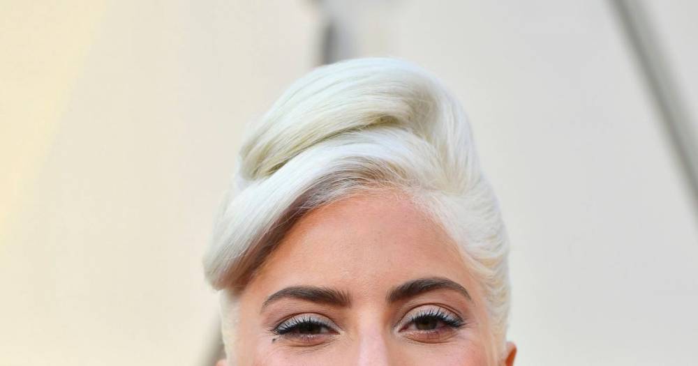 Lady Gaga stopped before wearing $30M diamond at Taco Bell - www.wonderwall.com