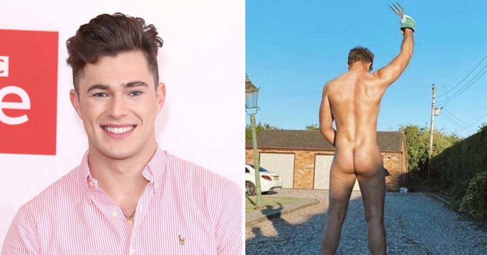 Curtis Pritchard sends fans wild as he poses completely naked in cheeky photo - www.ok.co.uk