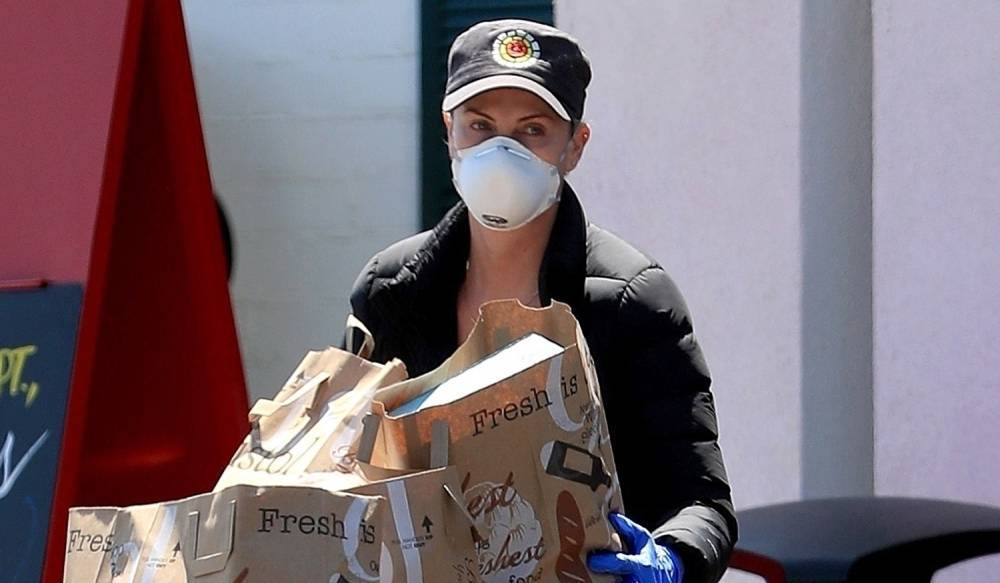 Charlize Theron Loads Up on Groceries While Out in WeHo - www.justjared.com