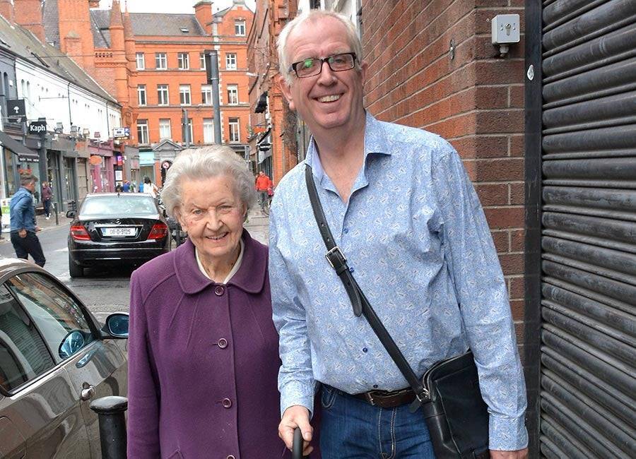Rory Cowan reveals how his late mother protected him from abuse as a child - evoke.ie