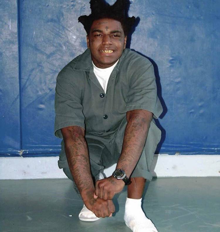 Kodak Black’s Team Alleges He Was Badly Beaten While Handcuffed By 7 Guards At Kentucky Jail - theshaderoom.com - Kentucky - city Sandy - county Marin