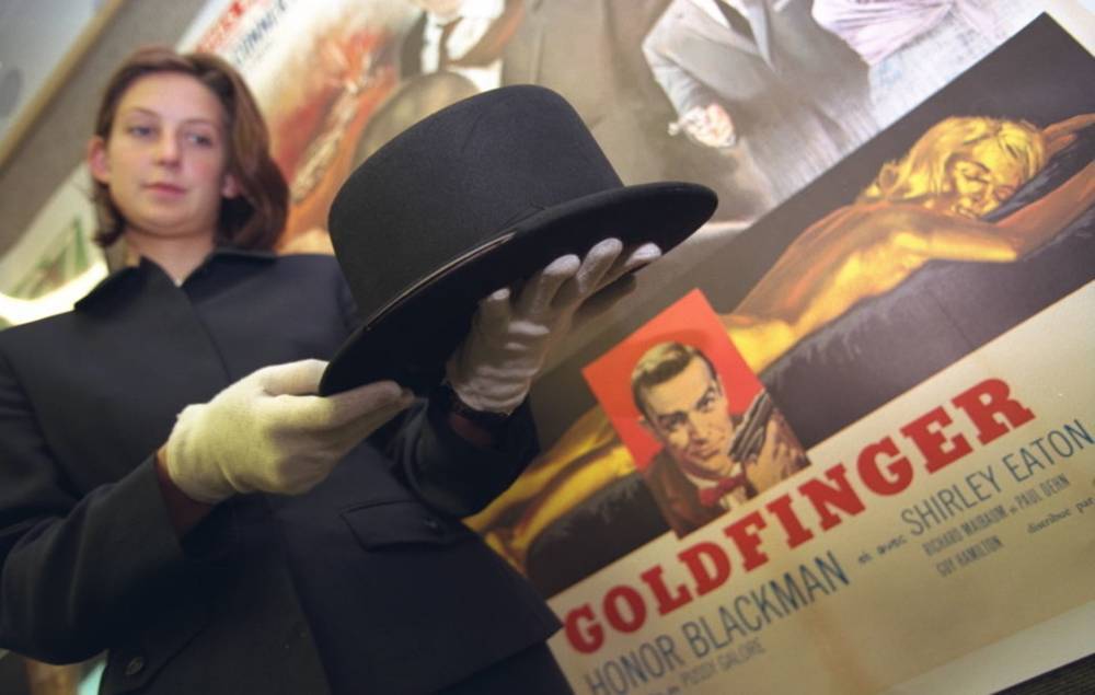 James Bond ‘Goldfinger’ bowler hat valued at £30,000 on ‘Antiques Roadshow’ - www.nme.com