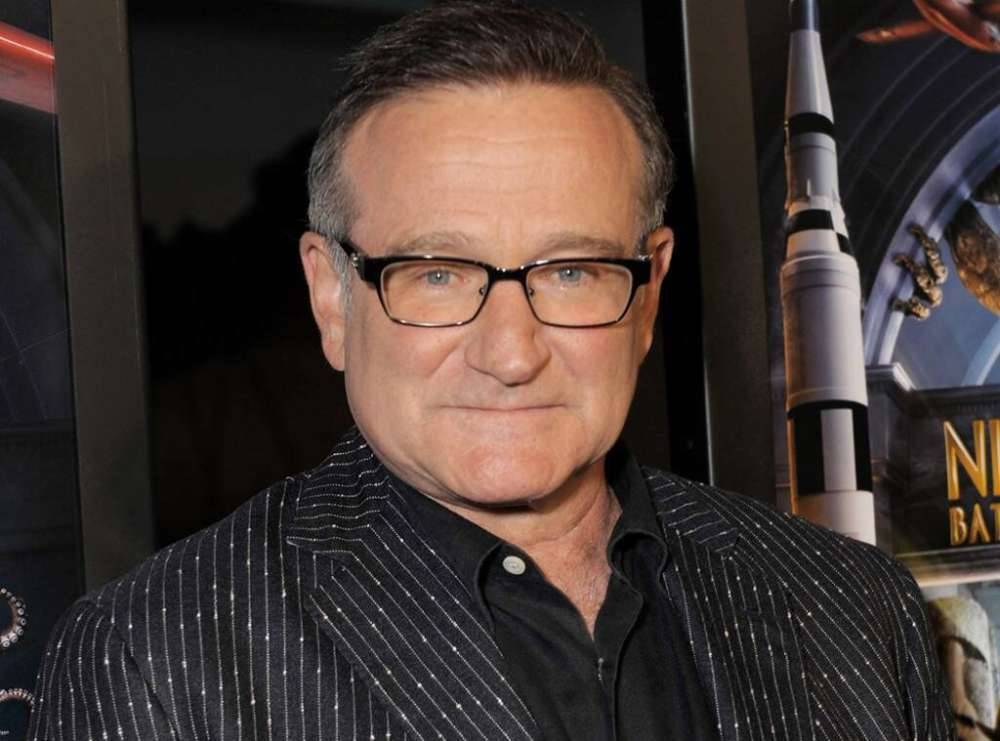 Robbin Williams’ Son Explains How He’s Been Telling The Legend Of His Father To His Own Son - celebrityinsider.org