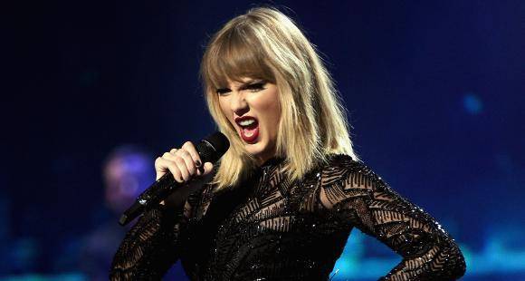 Taylor Swift tells Donald Trump 'We will vote you out in November' and the post becomes her most liked tweet - www.pinkvilla.com - USA - Minneapolis