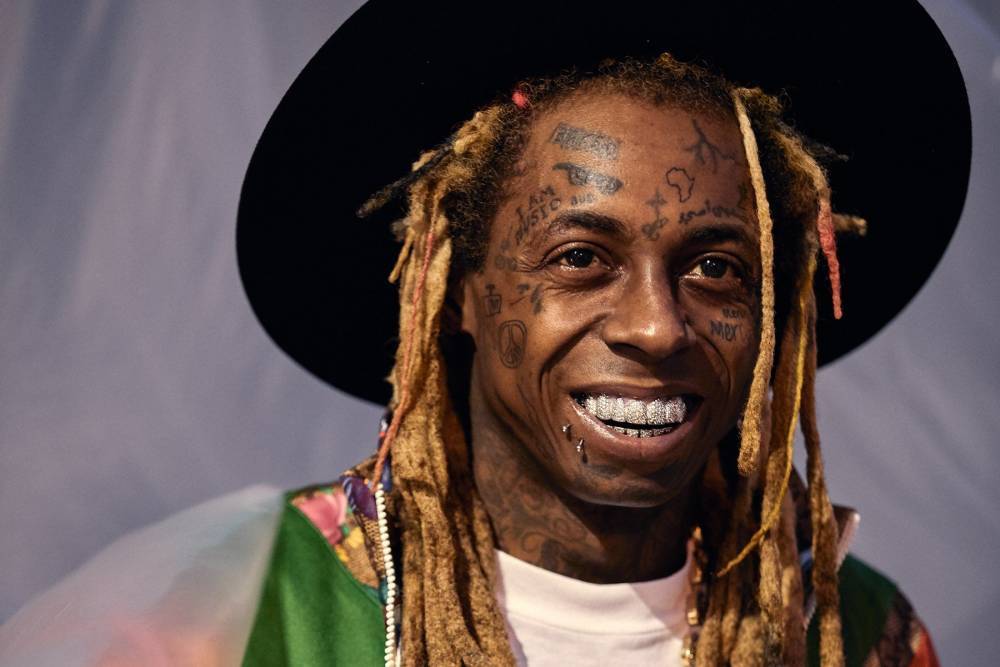 Lil Wayne Lands In Trouble For Making This Controversial Comment About The Killing Of George Floyd By Derek Chauvin Who Kneeled On His Neck - celebrityinsider.org - Minnesota