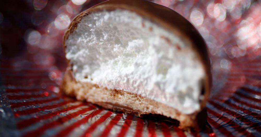 Tunnock's sweet treats punted at TRIPLE the price online amid lockdown shortage - www.dailyrecord.co.uk