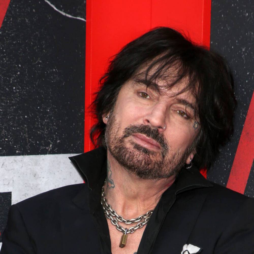 Tommy Lee shaves another $400,000 off former home - www.peoplemagazine.co.za - California