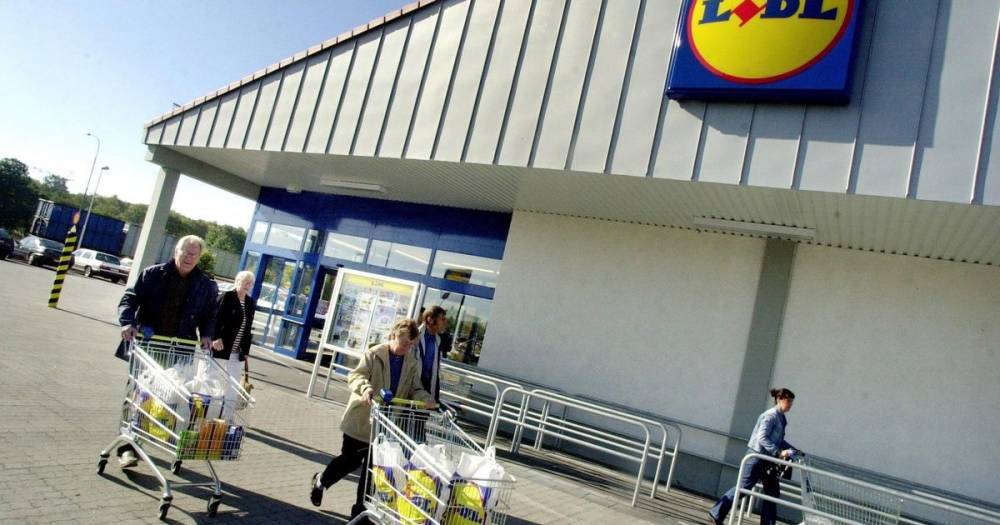 Lidl store becomes first UK supermarket to close after workers catch Coronavirus - www.dailyrecord.co.uk - Britain - Germany