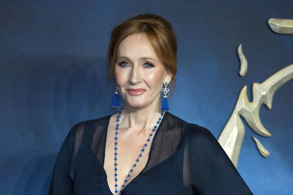 J.K. Rowling donates $1.25 million to charity to mark Harry Potter landmark - www.hollywood.com