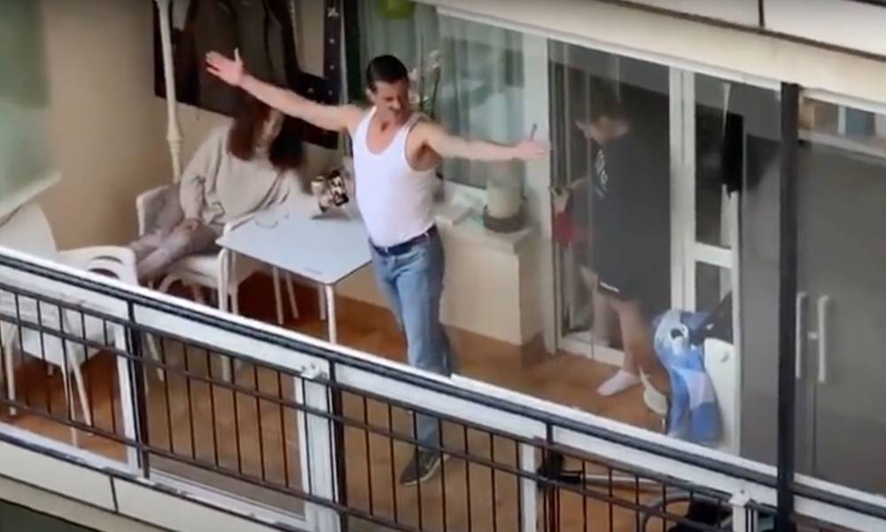 This Freddie Mercury Impersonator Dancing To ‘I Want To Break Free’ From His Balcony Will Make Your Day - etcanada.com - Spain