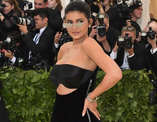 Kylie Jenner Reveals the Met Gala Gown That She Ripped Right Before the Red Carpet - www.eonline.com