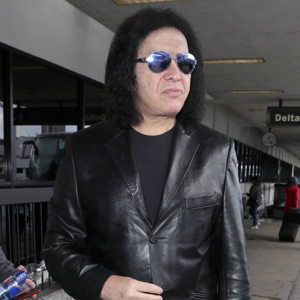 Gene Simmons revisits his late mother’s Nazi concentration camp liberation to mark 75th anniversary - www.peoplemagazine.co.za - USA - Germany