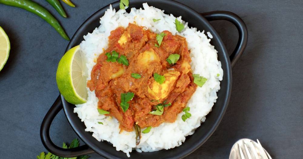 Having a curry could help you lose fat and gain muscle, new research has found - www.ok.co.uk - Australia