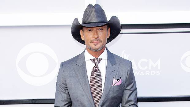 Tim McGraw Posts Sweet Selfie Of Daughter Gracie On Her 23rd Birthday: ‘So Beautiful’ - hollywoodlife.com