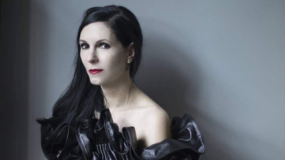 How I'm Living Now: Jill Kargman, Writer and Self-Proclaimed "Cuomosexual" - www.hollywoodreporter.com