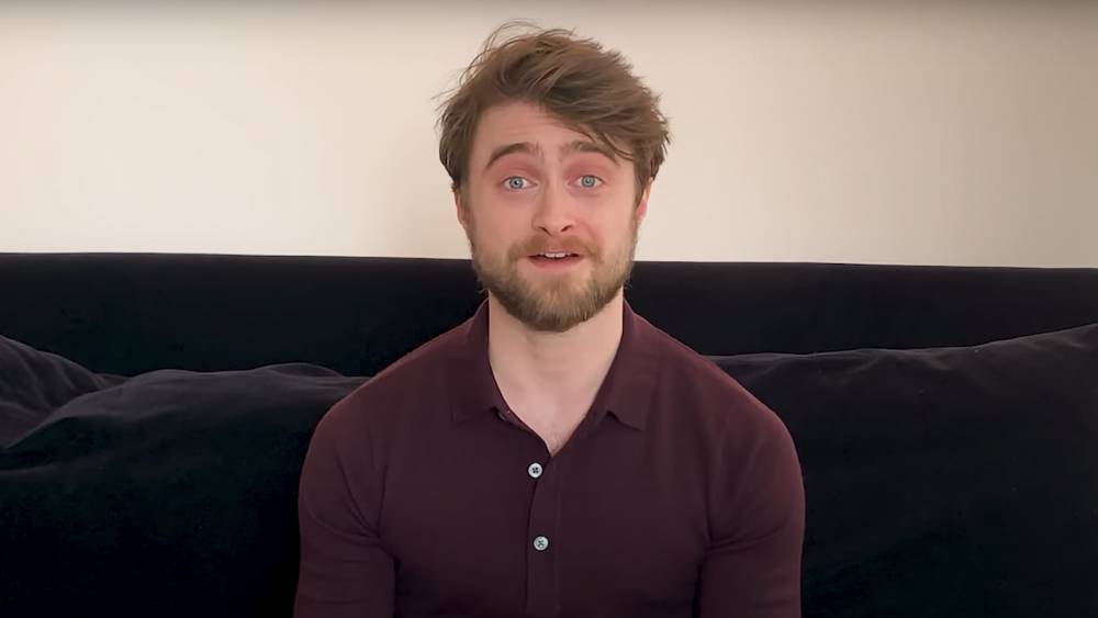 Daniel Radcliffe Wants to Read 'Harry Potter' to You - www.etonline.com