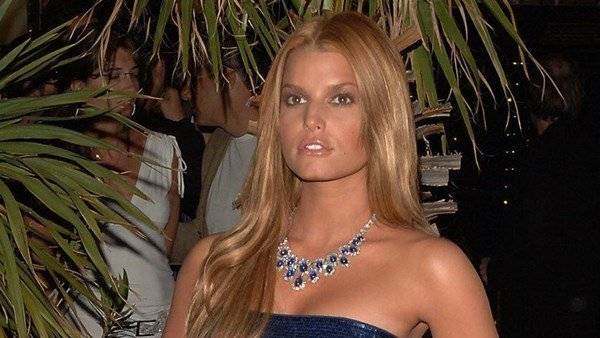 Jessica Simpson hits back at ‘body shaming’ in Met Gala oral history - www.breakingnews.ie