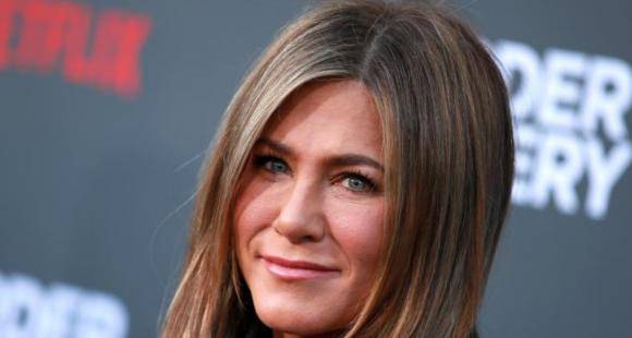 Jennifer Aniston gives a thumbs up to a parody of the Friends theme song; fans can't get enough of it - www.pinkvilla.com - county Stewart