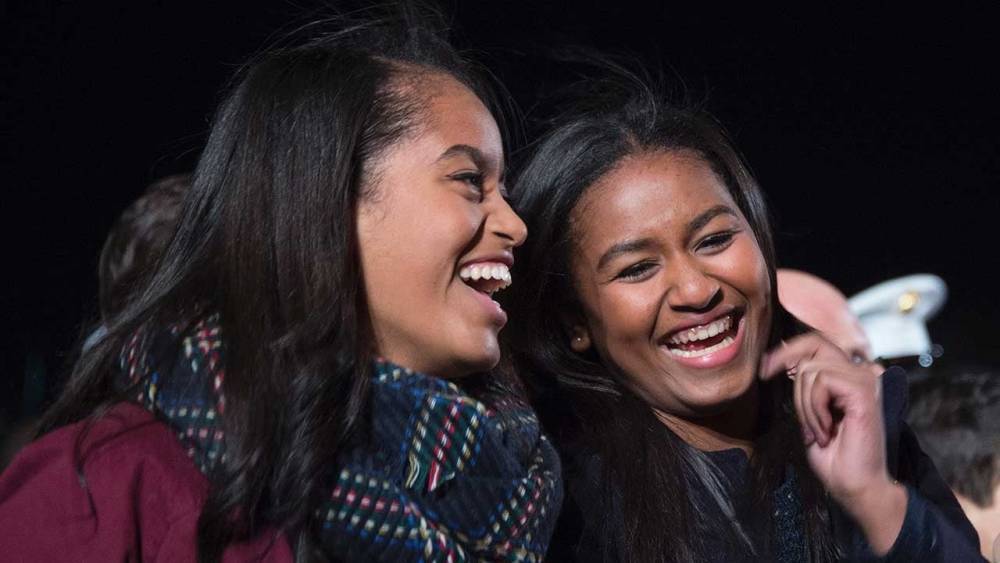 Malia and Sasha Obama Express Pride for Mom Michelle in Rare On-Camera Appearance in 'Becoming' Doc - www.etonline.com