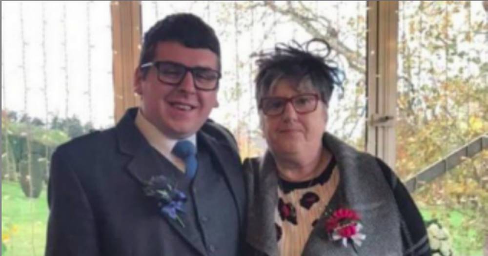 Tragic Scots carer dies of coronavirus after believing she had a head cold - www.dailyrecord.co.uk - Scotland